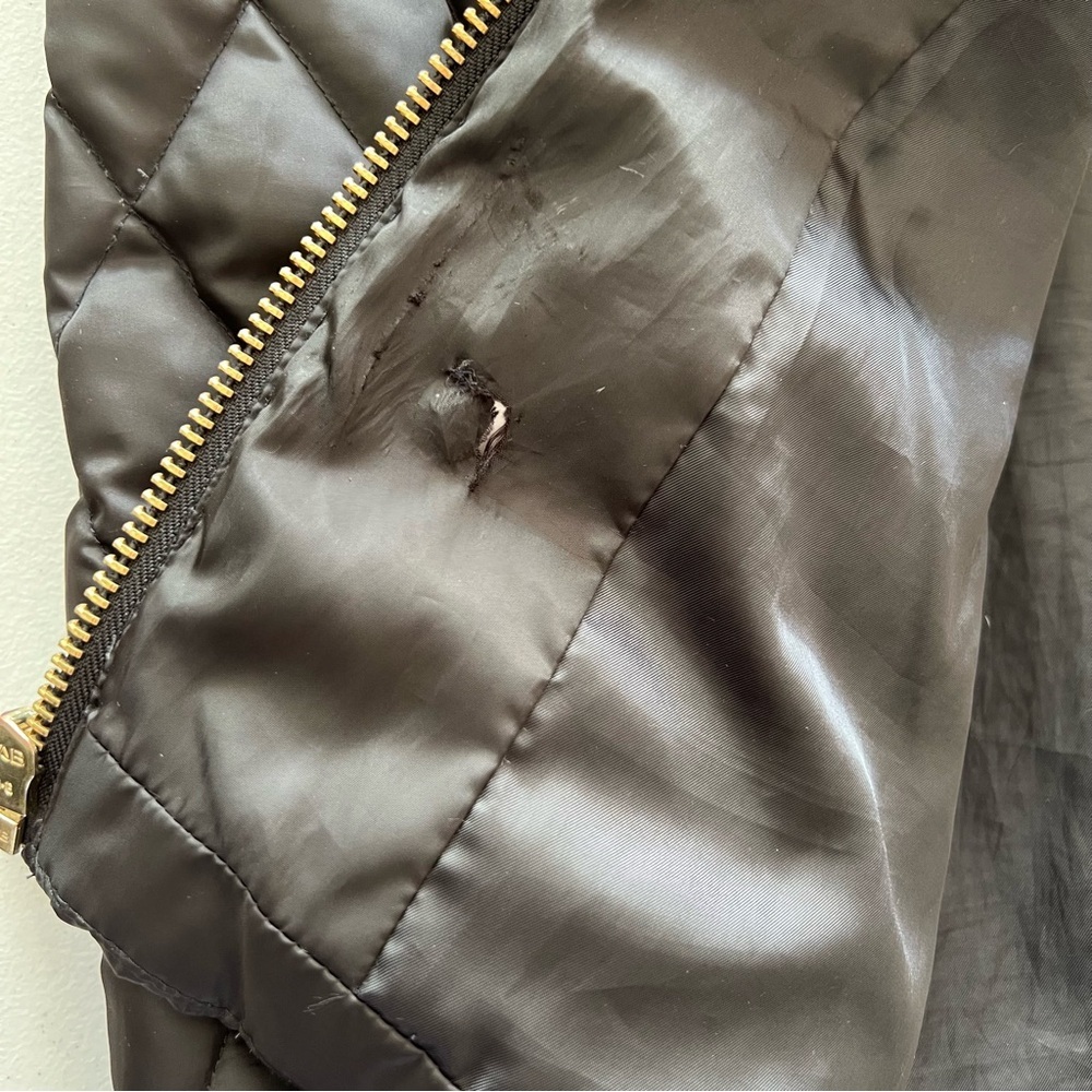 Michael Kors Women’s Puffer Quilted Coat Down Jacket Hooded Gold Zip Black Sz M - Picture 7 of 16